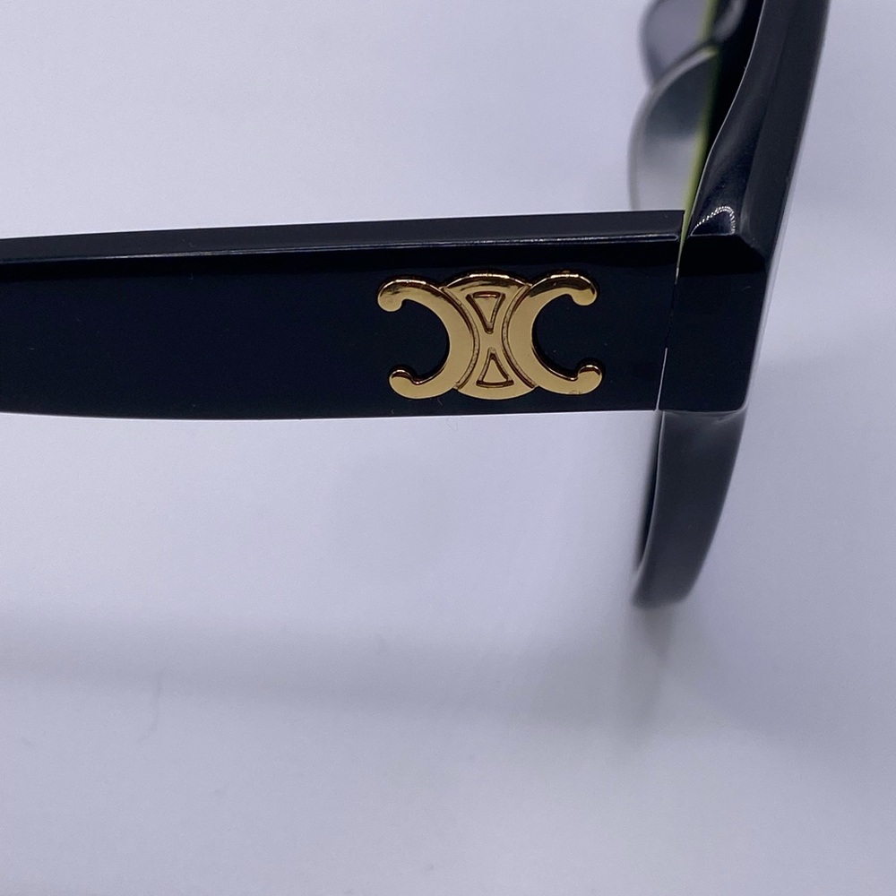Celine Triomphe CL40204F Sunglasses 58-18-145 MISSING EMBLEM ON 1 ARM - Picture 3 of 5